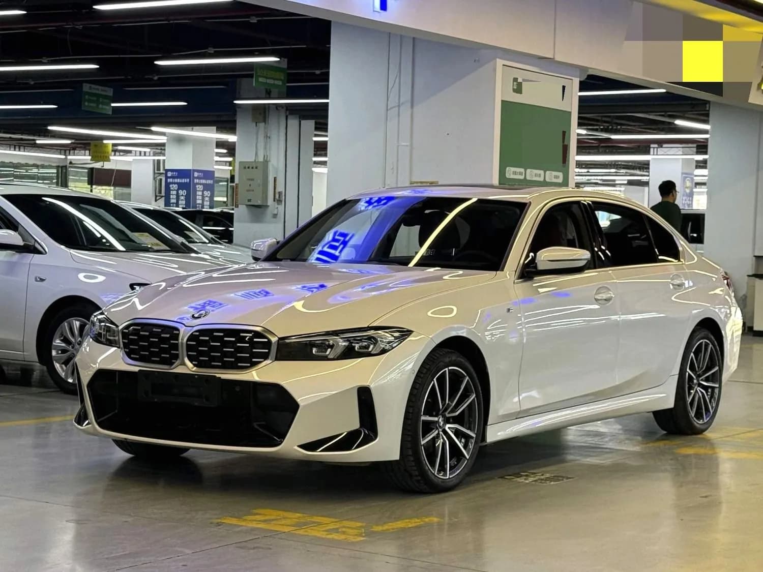 BMW 3 Series 2024 325Li 2.0T M Sports Package