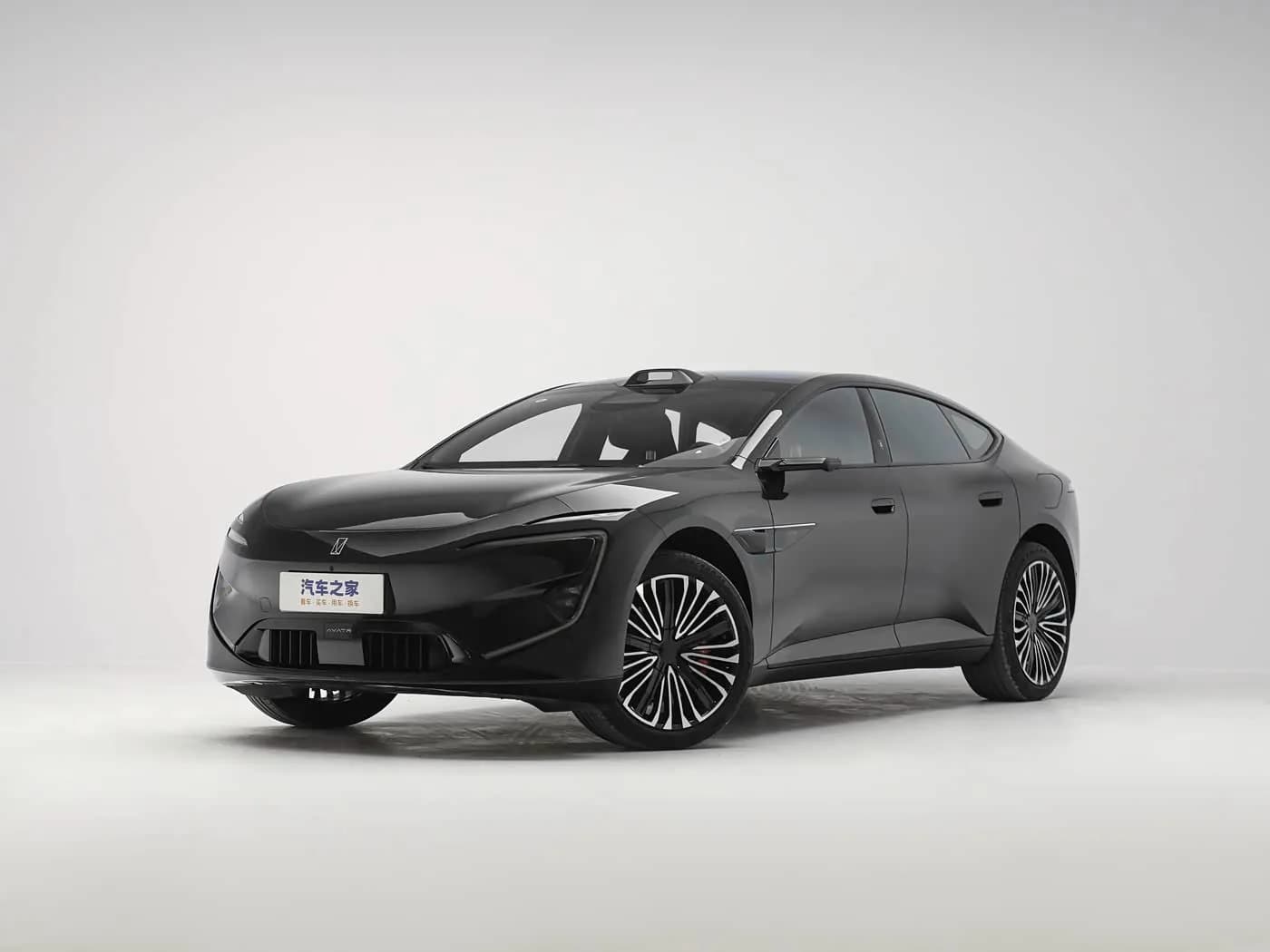 Avatr 12 2026 new Ultra Dual Motor EV version can be customized